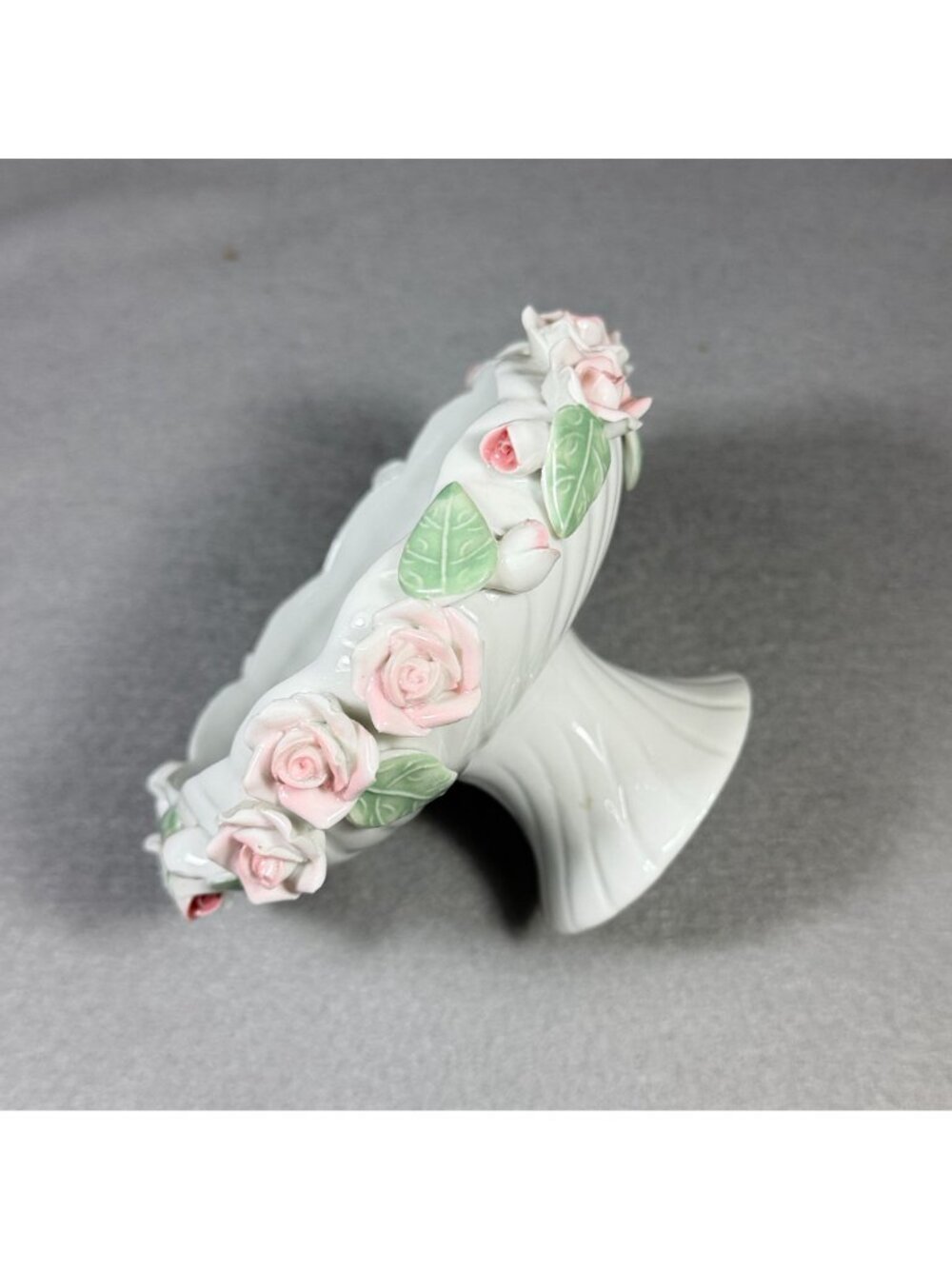 Vintage Encrusted Porcelain Rose Pedestal Bowl Capodimonte Style Candy Dish - Picture 3 of 11